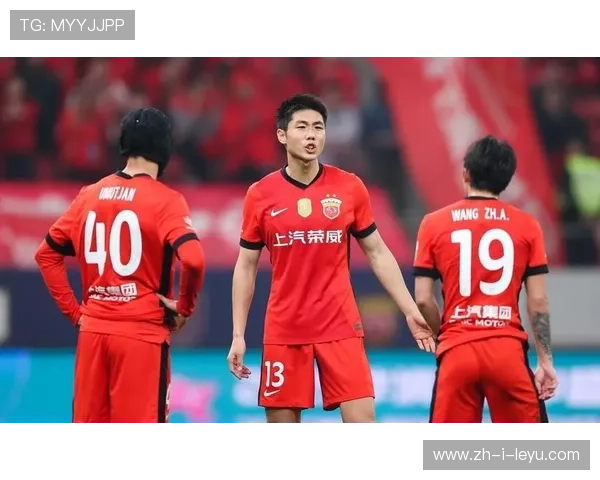 上海海港新赛季备战，外援阵容引发热议