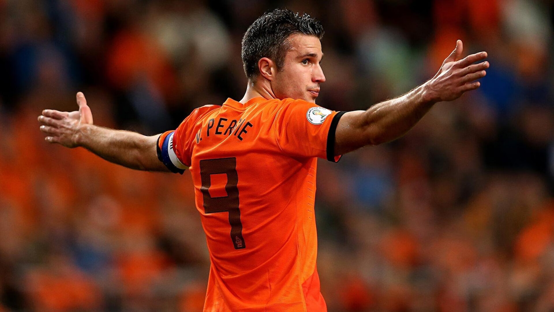 亲临现场:现场氛围燃爆,观众热情高涨,什么叫亲临现场